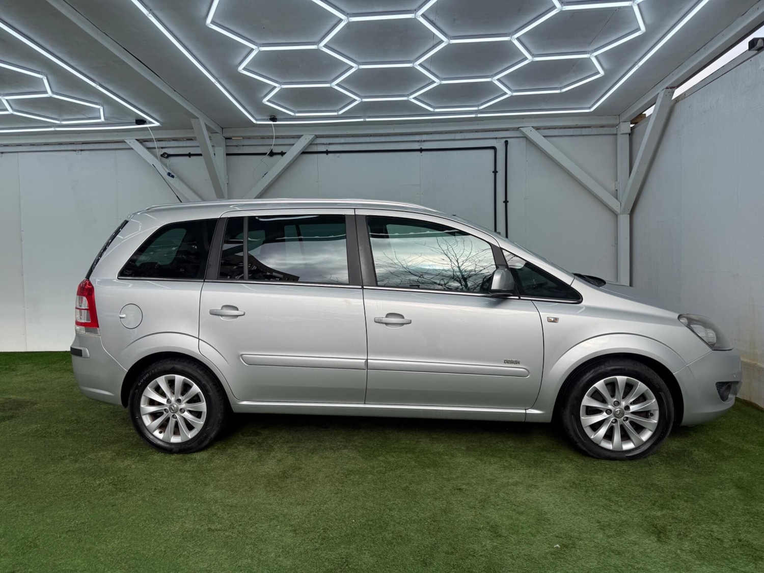 Used Vauxhall Zafira for sale - 77511328: Photo 5