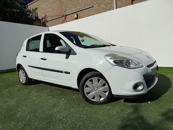 Used Renault Clio 2011 for sale - 76136356: Photo