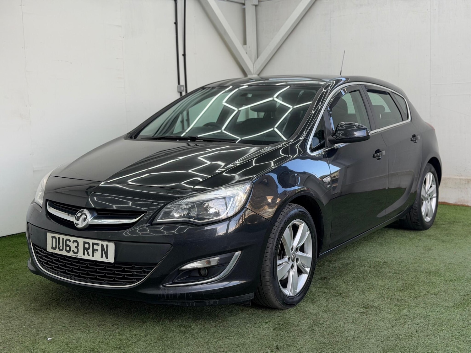 Used Vauxhall Astra 2013 for sale - 77892928: Photo 11