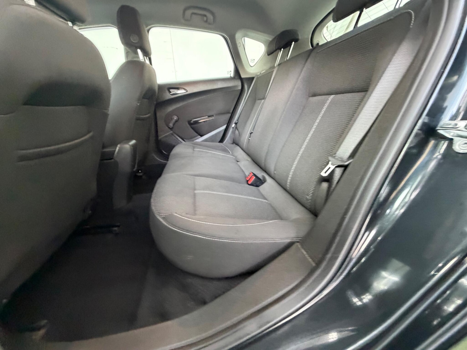 Used Vauxhall Astra 2013 for sale - 77892928: Photo 24