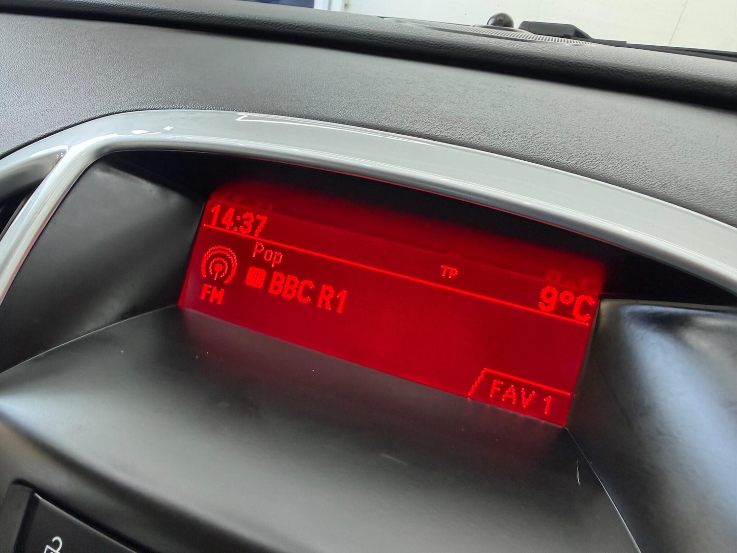 Used Vauxhall Astra 2013 for sale - 77892928: Photo 43