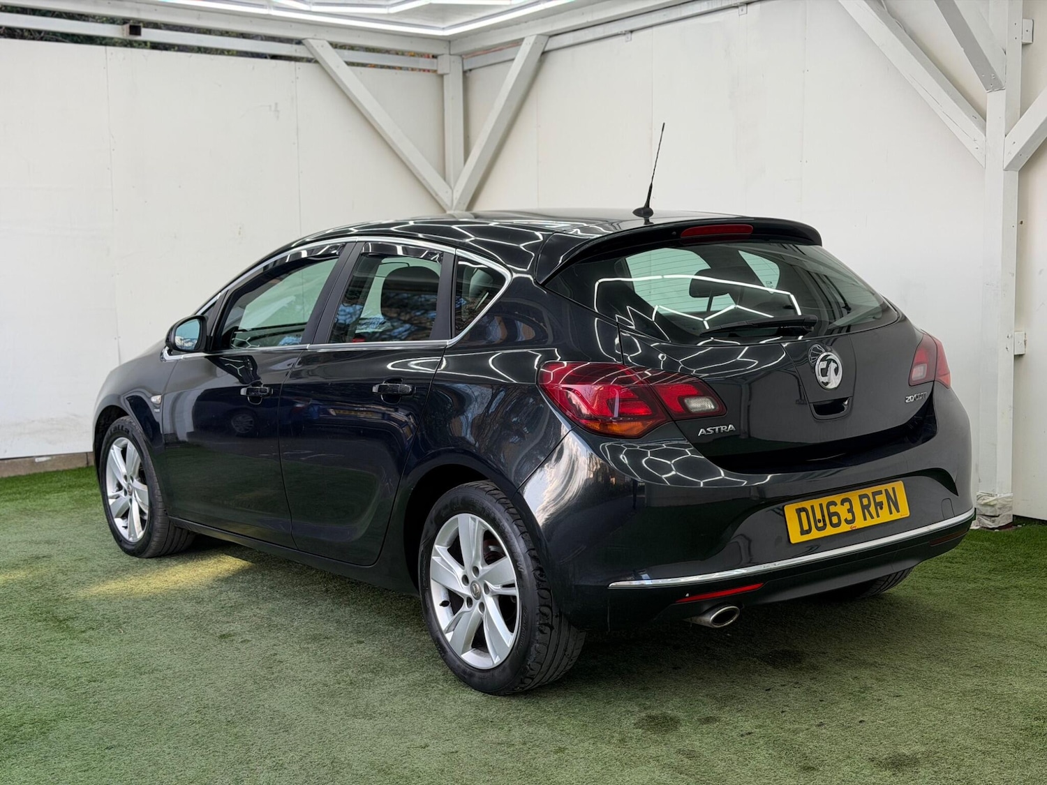 Used Vauxhall Astra 2013 for sale - 77892928: Photo 9