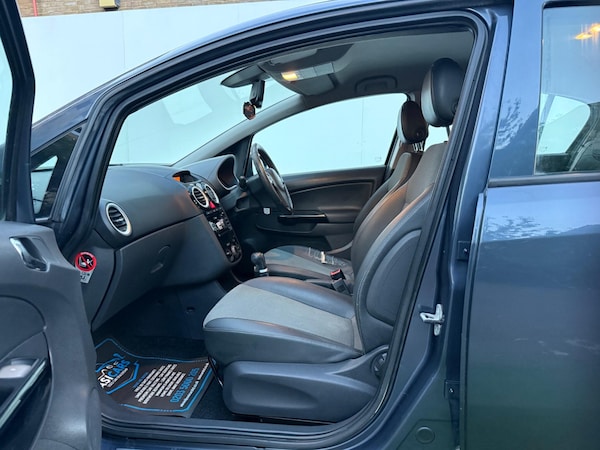 Used Vauxhall Corsa 2010 for sale - 76188811: Photo 24
