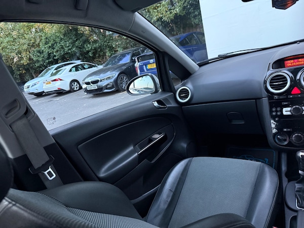 Used Vauxhall Corsa 2010 for sale - 76188811: Photo 37