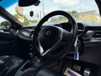 Used Alfa Romeo Giulietta 2015 for sale - 74874742: Photo