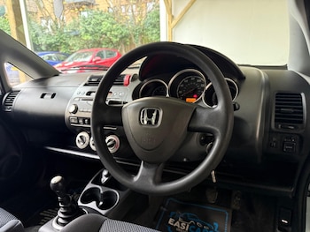 Used Honda Jazz 2006 for sale - 76597309: Photo