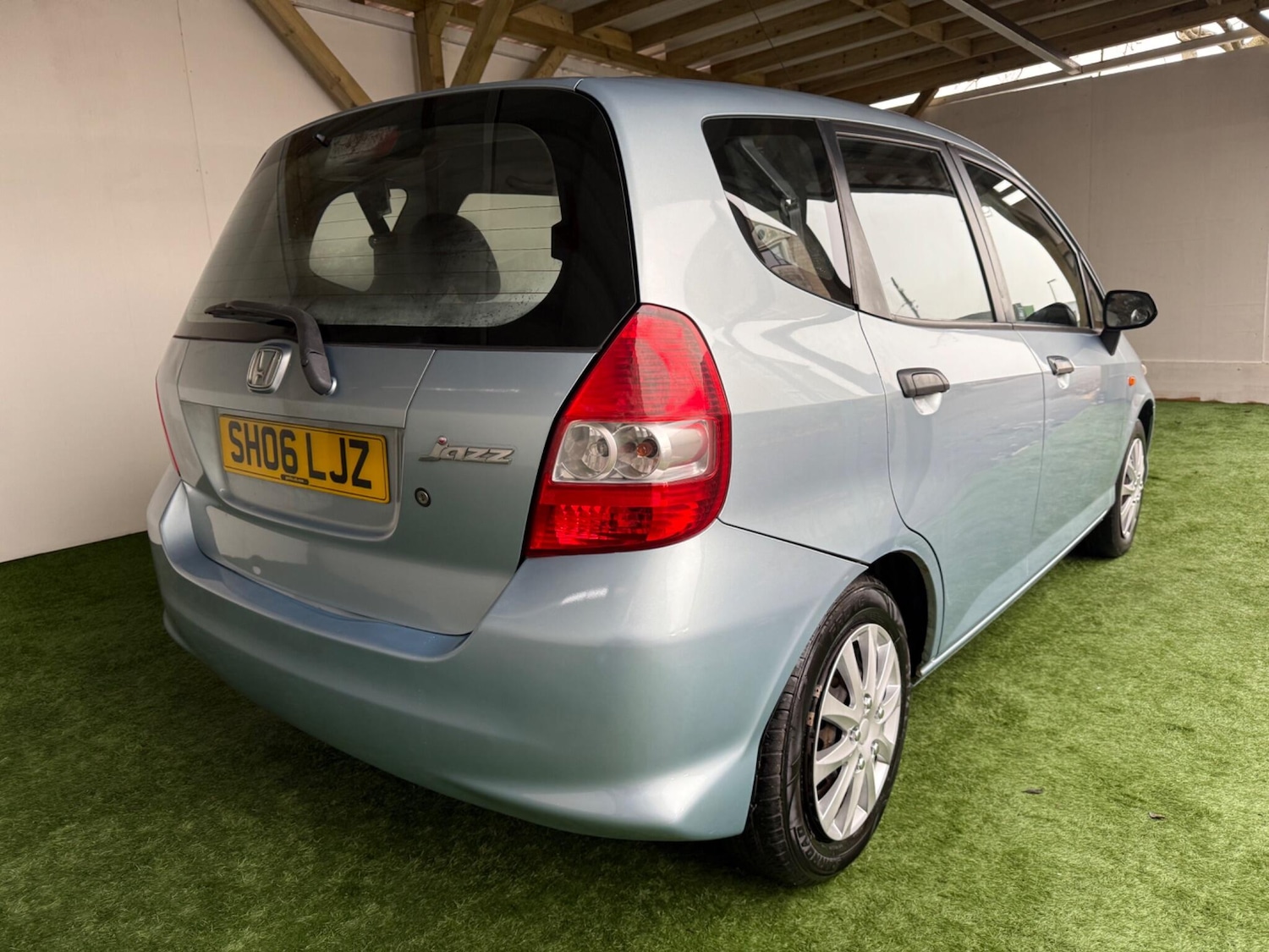 Used Honda Jazz 2006 for sale - 76597309: Photo 6