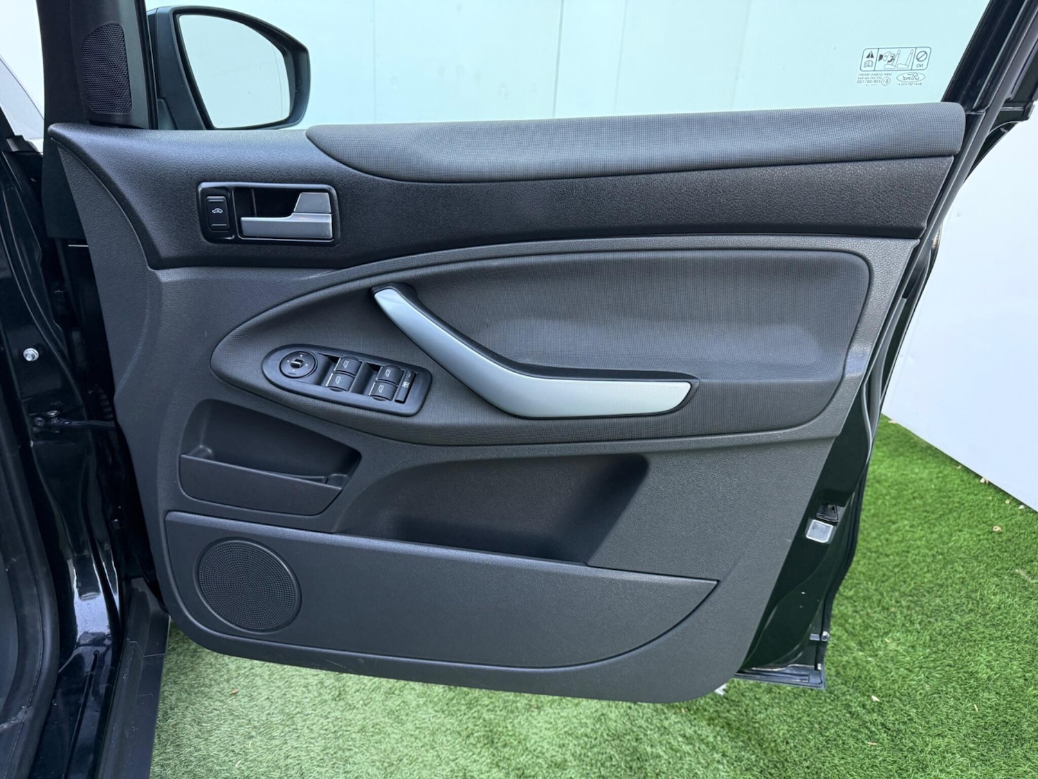 Used Ford Kuga 2011 for sale - 76189017: Photo 16
