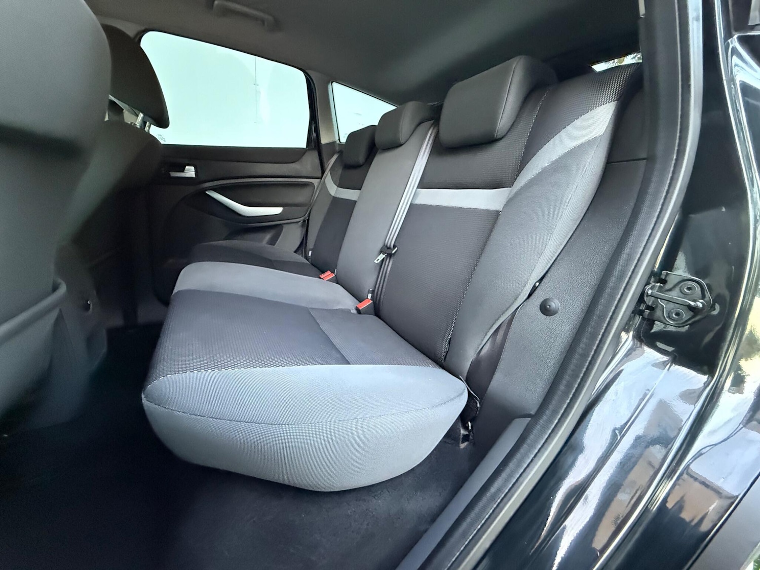 Used Ford Kuga 2011 for sale - 76189017: Photo 23