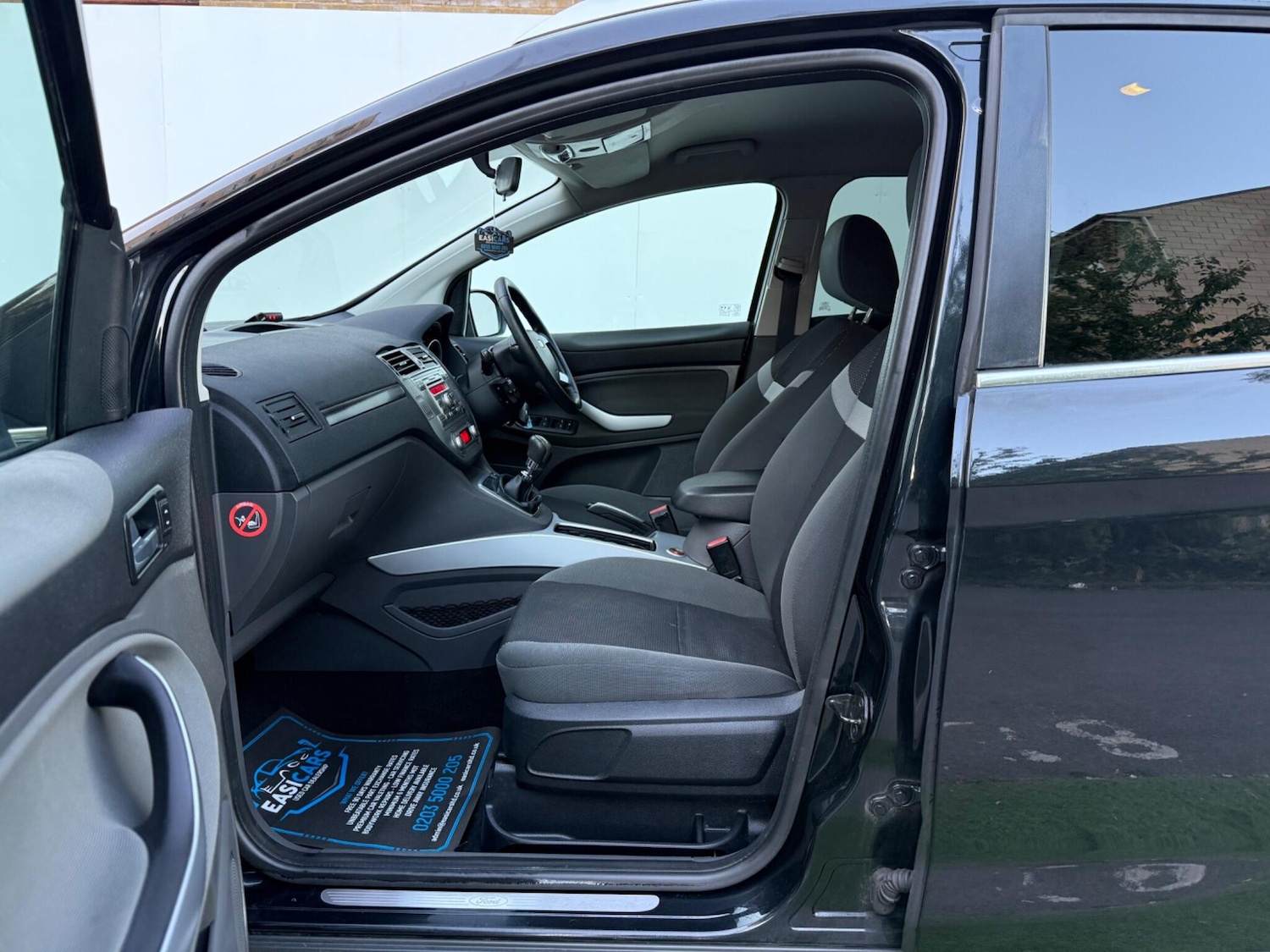 Used Ford Kuga 2011 for sale - 76189017: Photo 24
