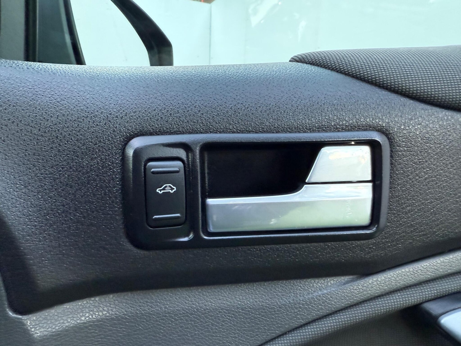 Used Ford Kuga 2011 for sale - 76189017: Photo 38