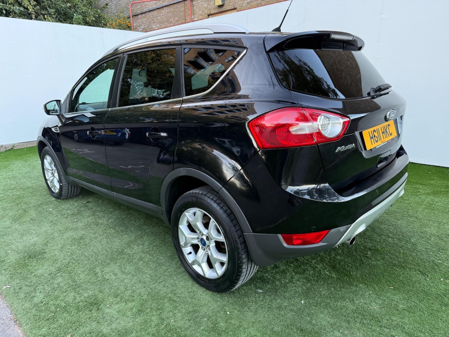 Used Ford Kuga 2011 for sale - 76189017: Photo 9