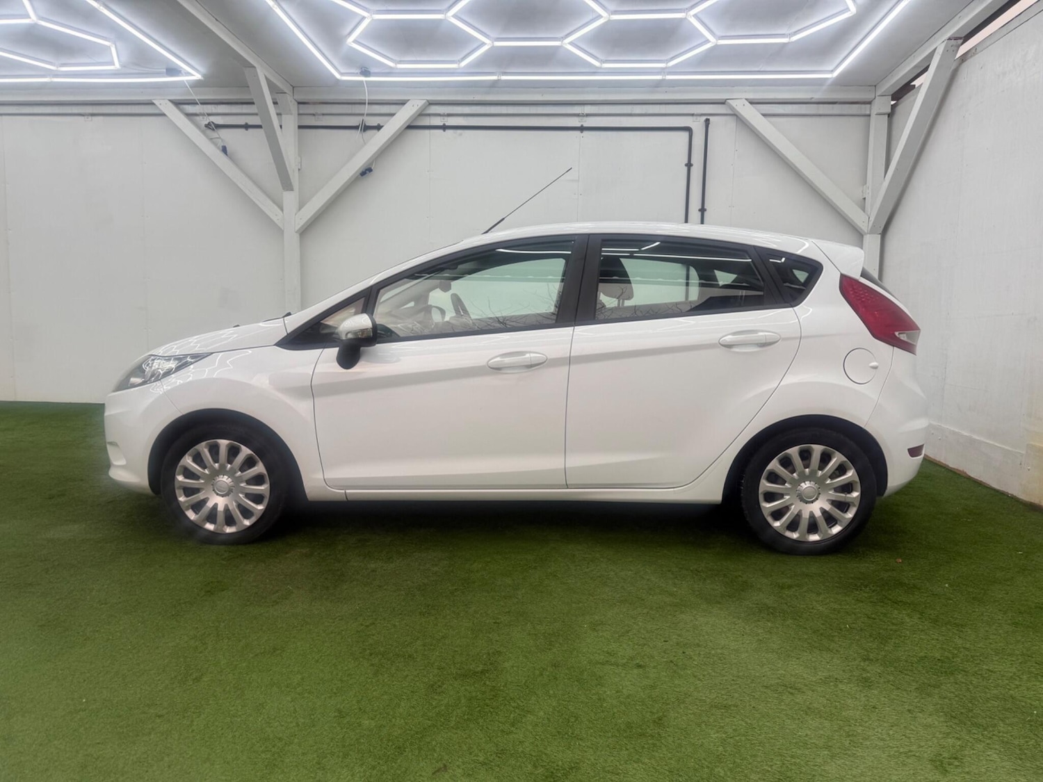 Used Ford Fiesta 2012 for sale - 77331132: Photo 10