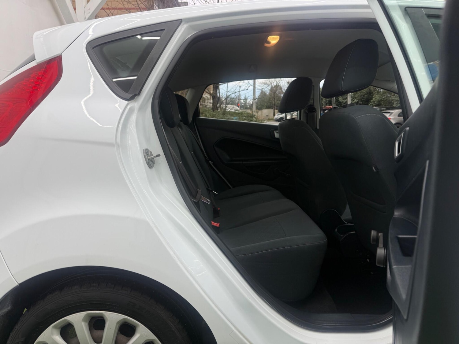 Used Ford Fiesta 2012 for sale - 77331132: Photo 17