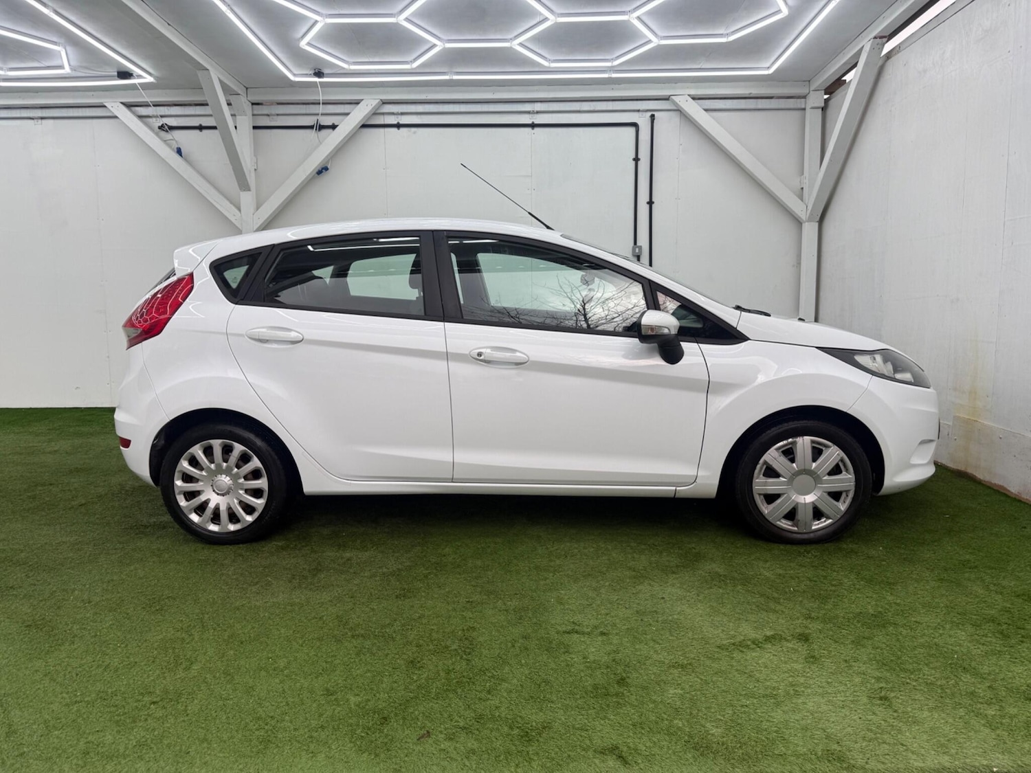 Used Ford Fiesta 2012 for sale - 77331132: Photo 2