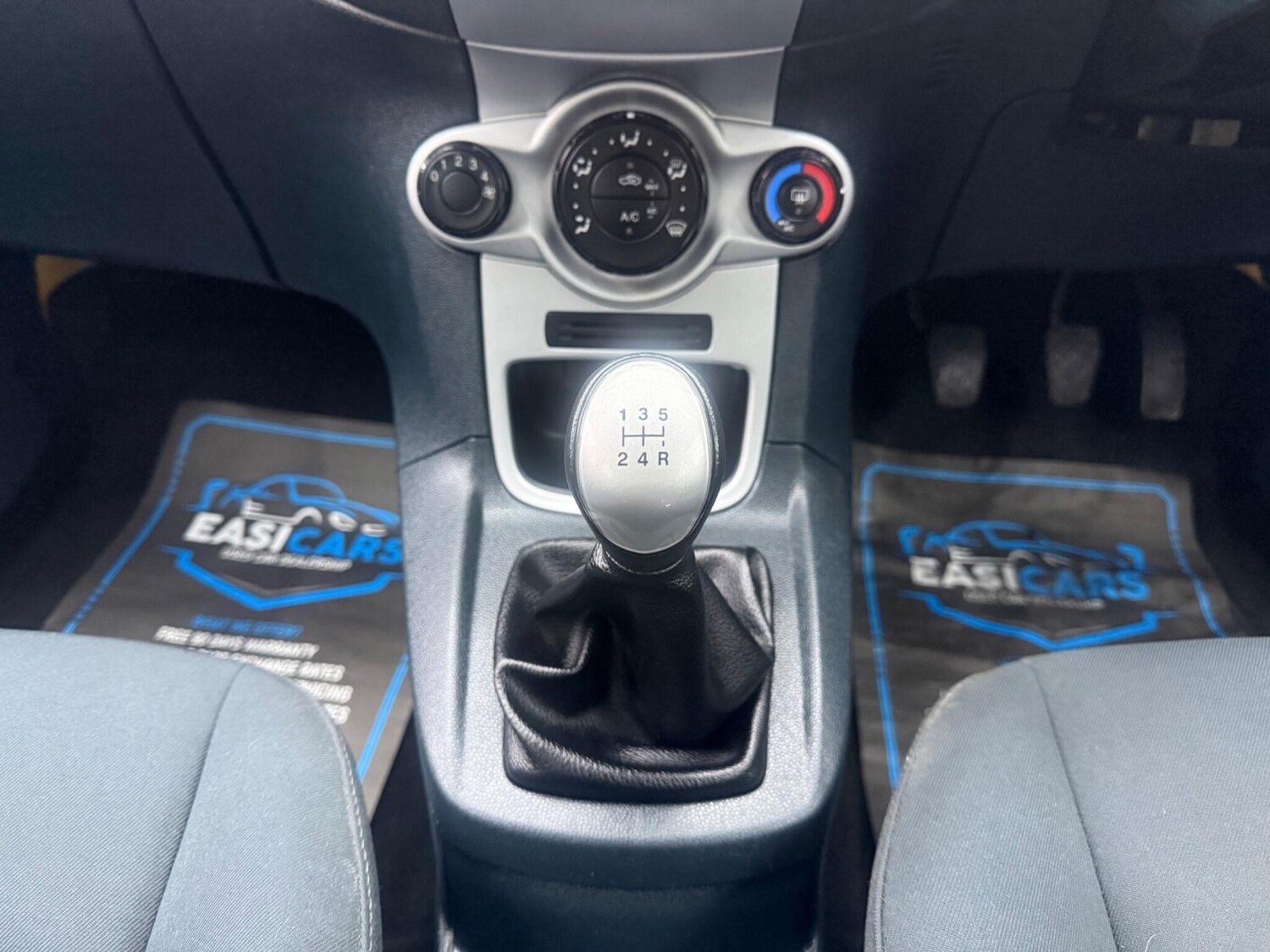 Used Ford Fiesta 2012 for sale - 77331132: Photo 29