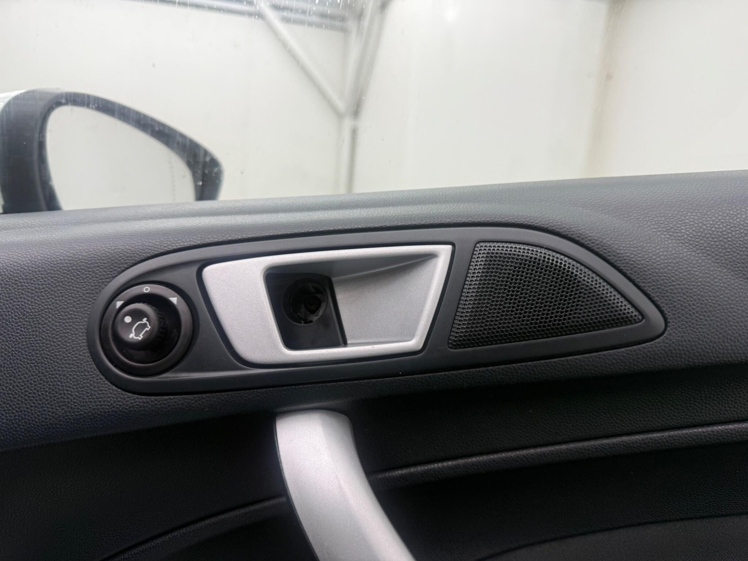 Used Ford Fiesta 2012 for sale - 77331132: Photo 39