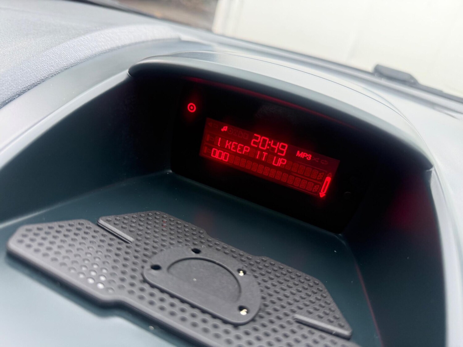 Used Ford Fiesta 2012 for sale - 77331132: Photo 42