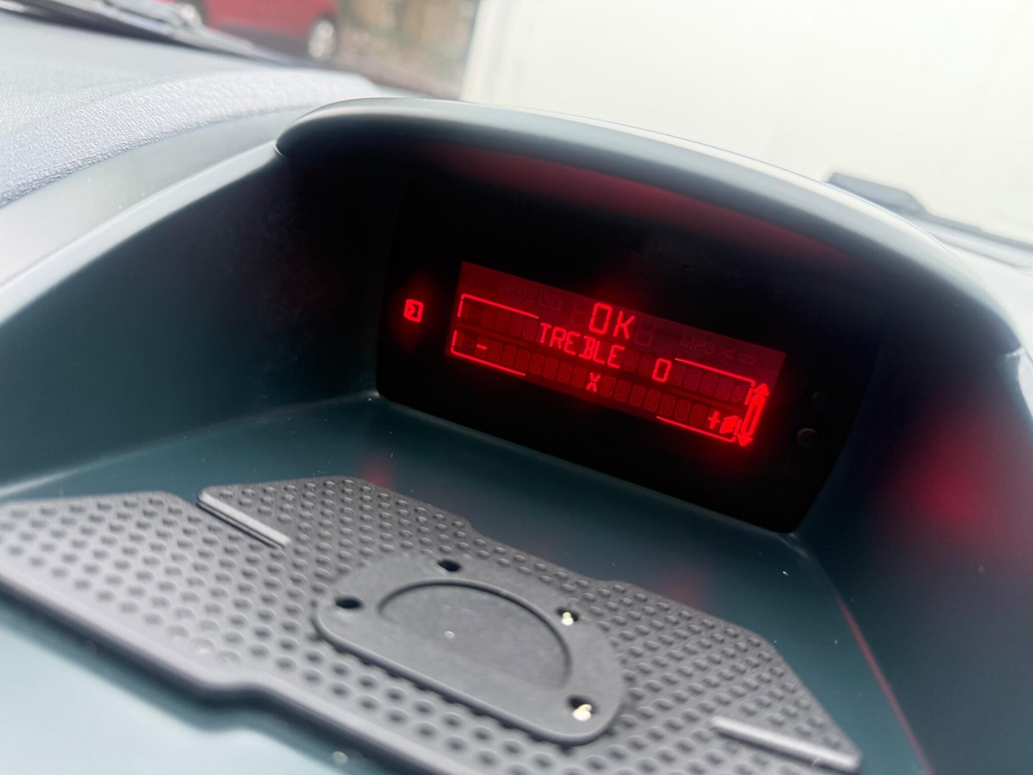 Used Ford Fiesta 2012 for sale - 77331132: Photo 45