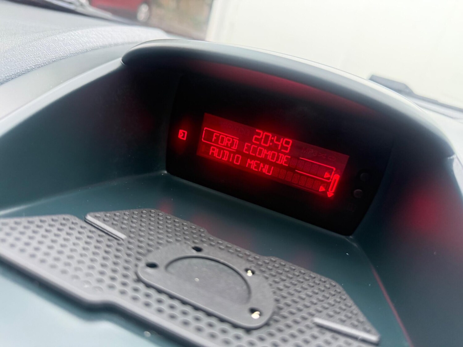 Used Ford Fiesta 2012 for sale - 77331132: Photo 46