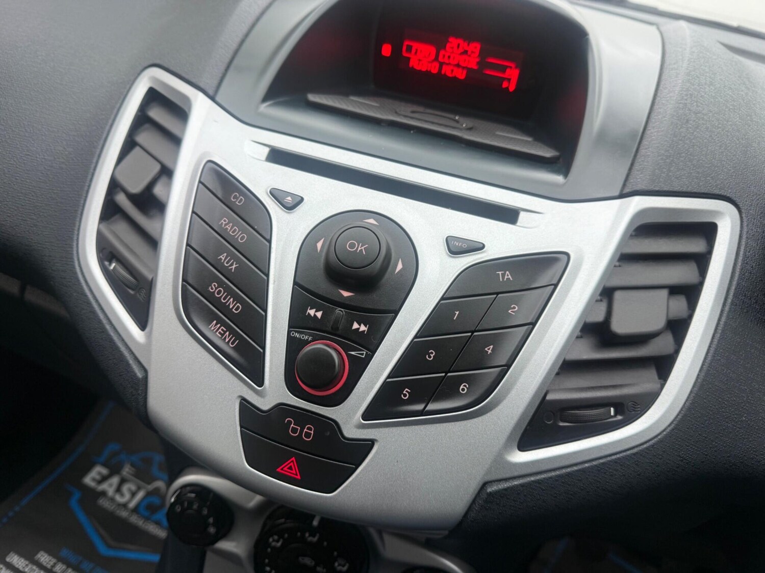 Used Ford Fiesta 2012 for sale - 77331132: Photo 47