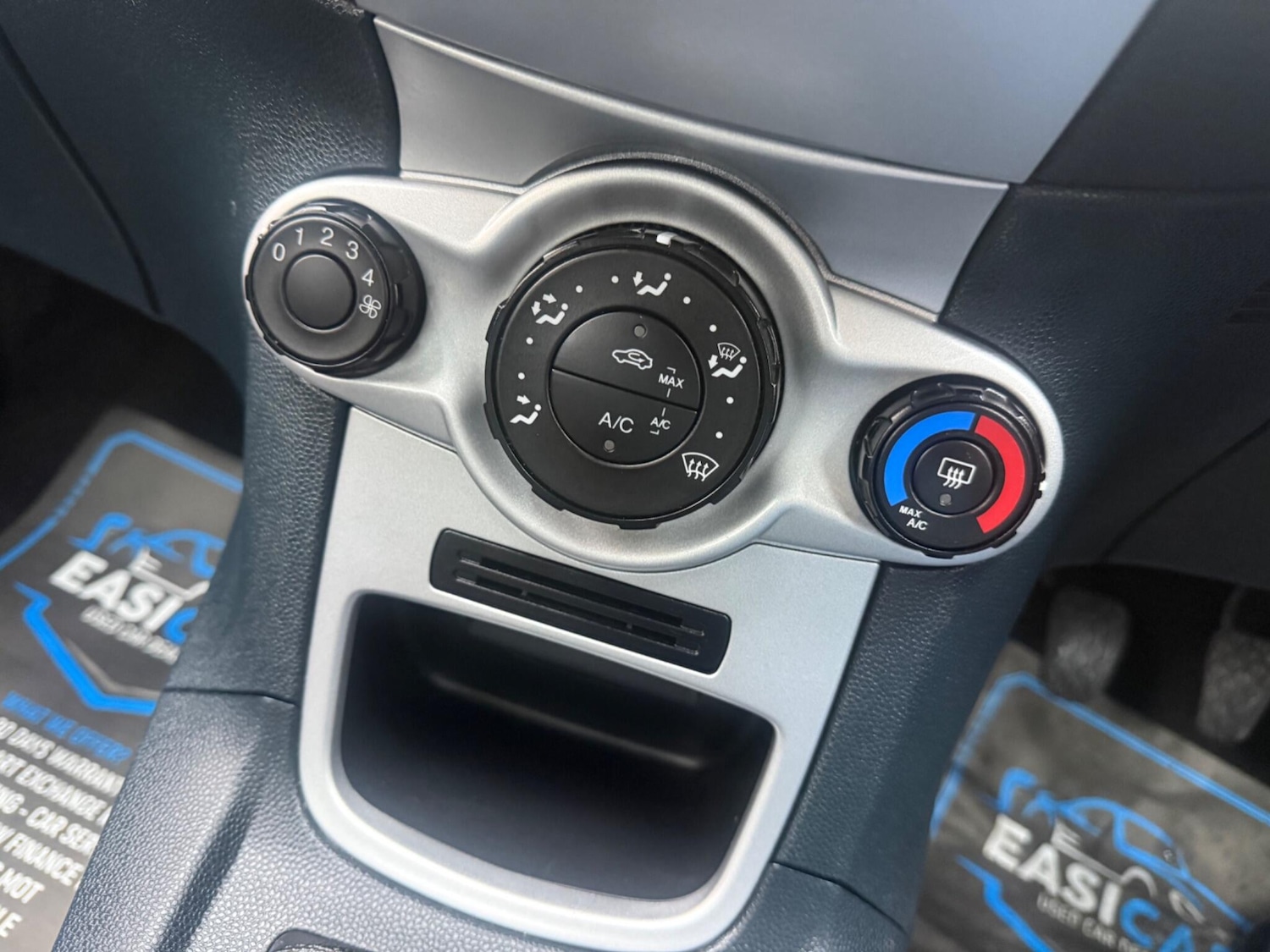 Used Ford Fiesta 2012 for sale - 77331132: Photo 48