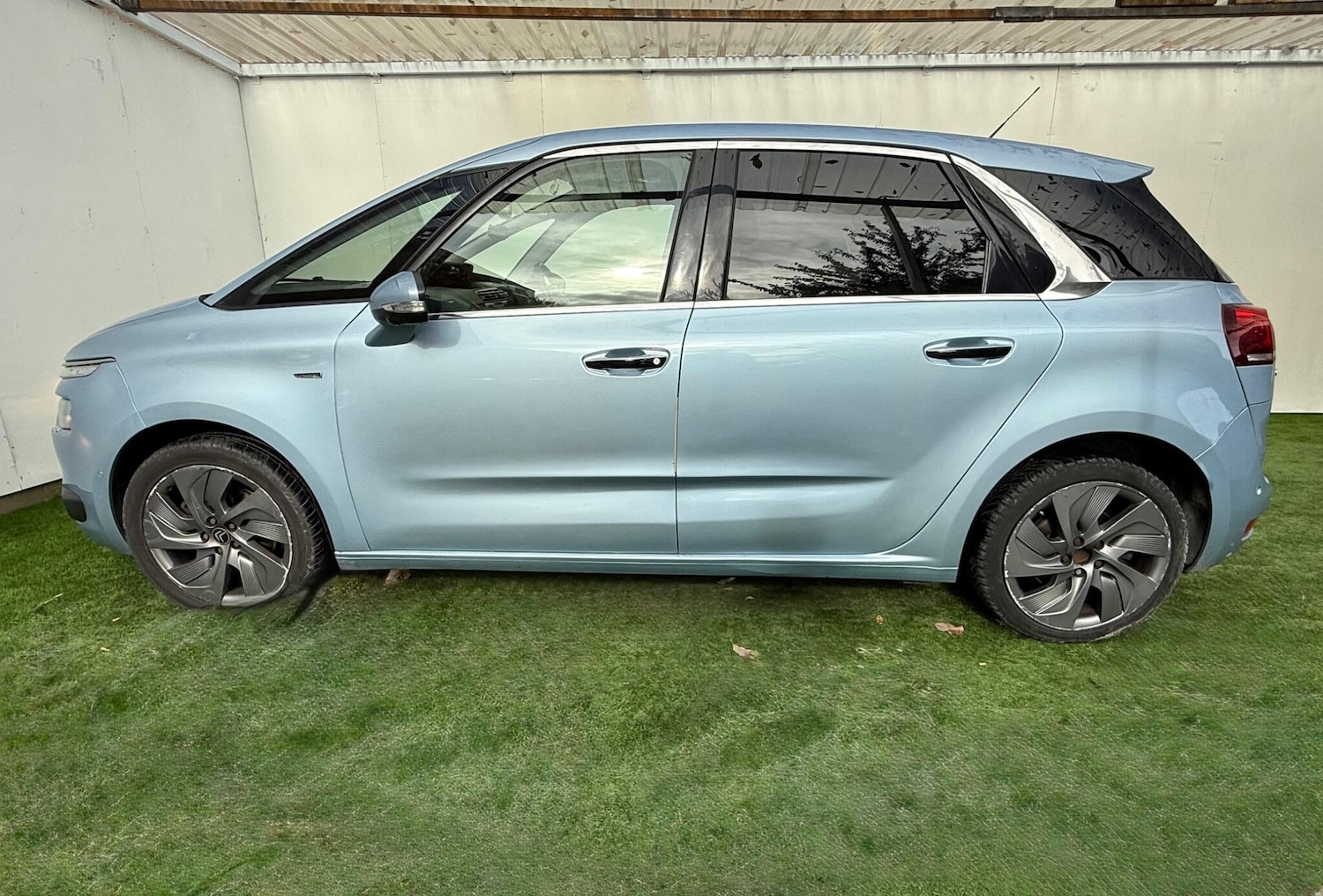 Used Citroen C4 Picasso 2014 for sale - 76337820: Photo 10