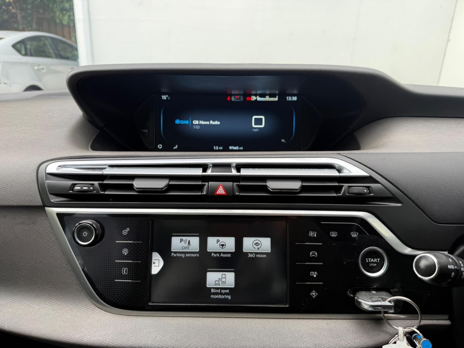 Used Citroen C4 Picasso 2014 for sale - 76337820: Photo 28