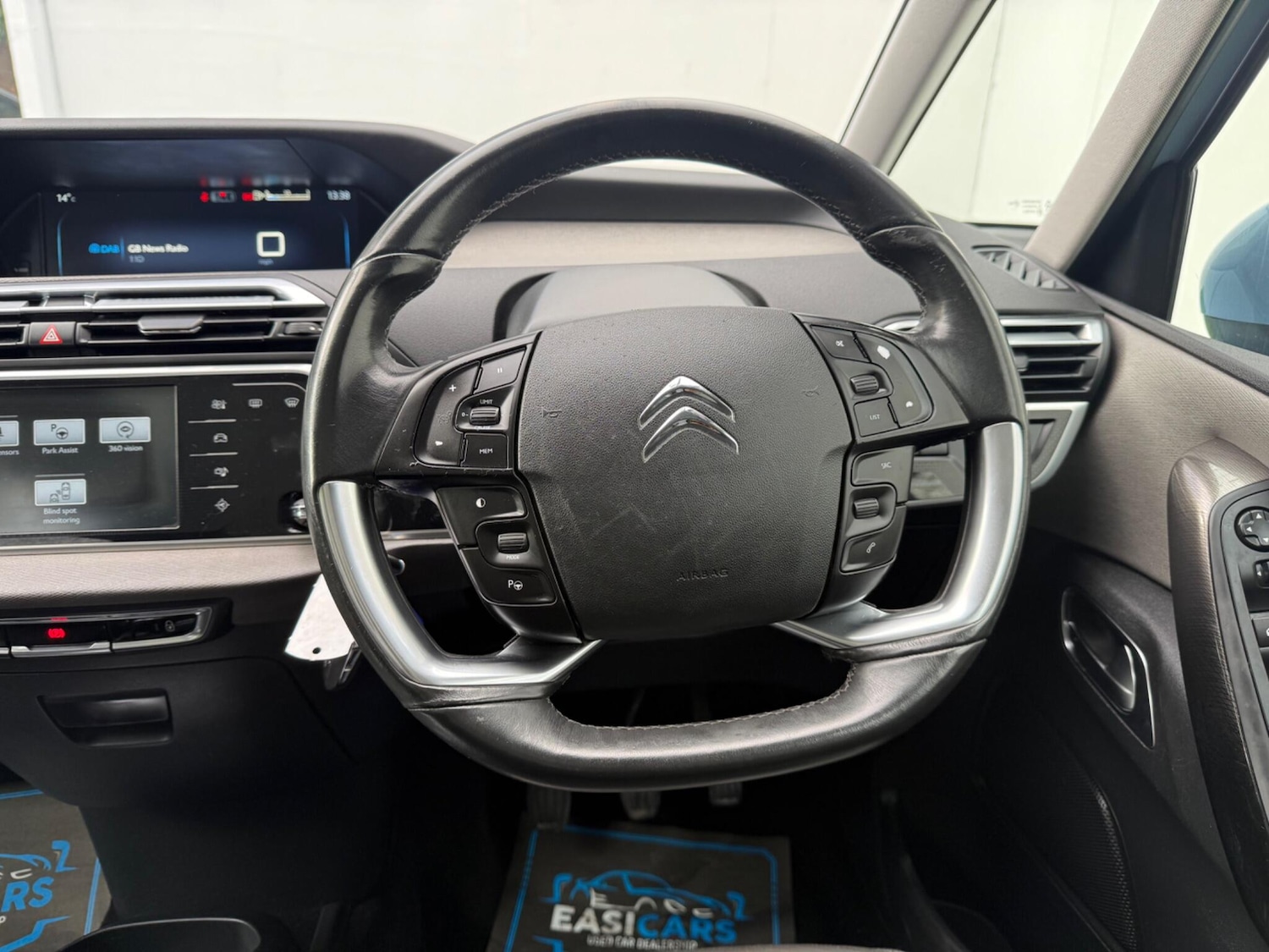 Used Citroen C4 Picasso 2014 for sale - 76337820: Photo 31