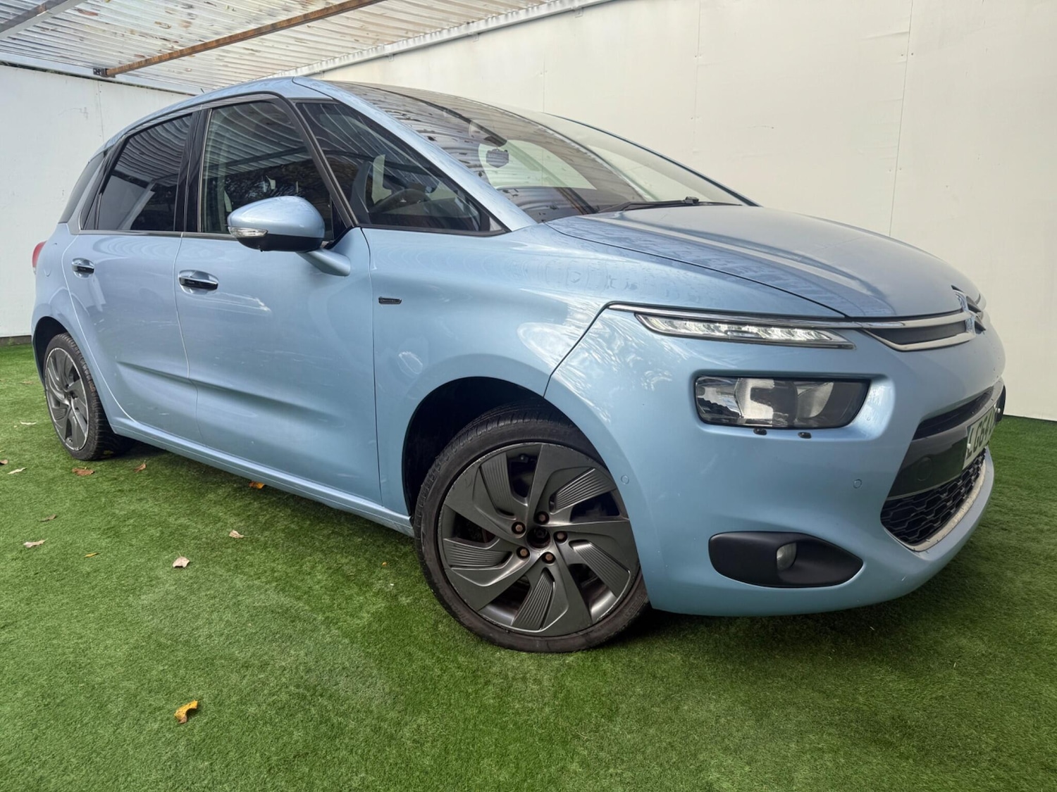 Used Citroen C4 Picasso 2014 for sale - 76337820: Photo 4