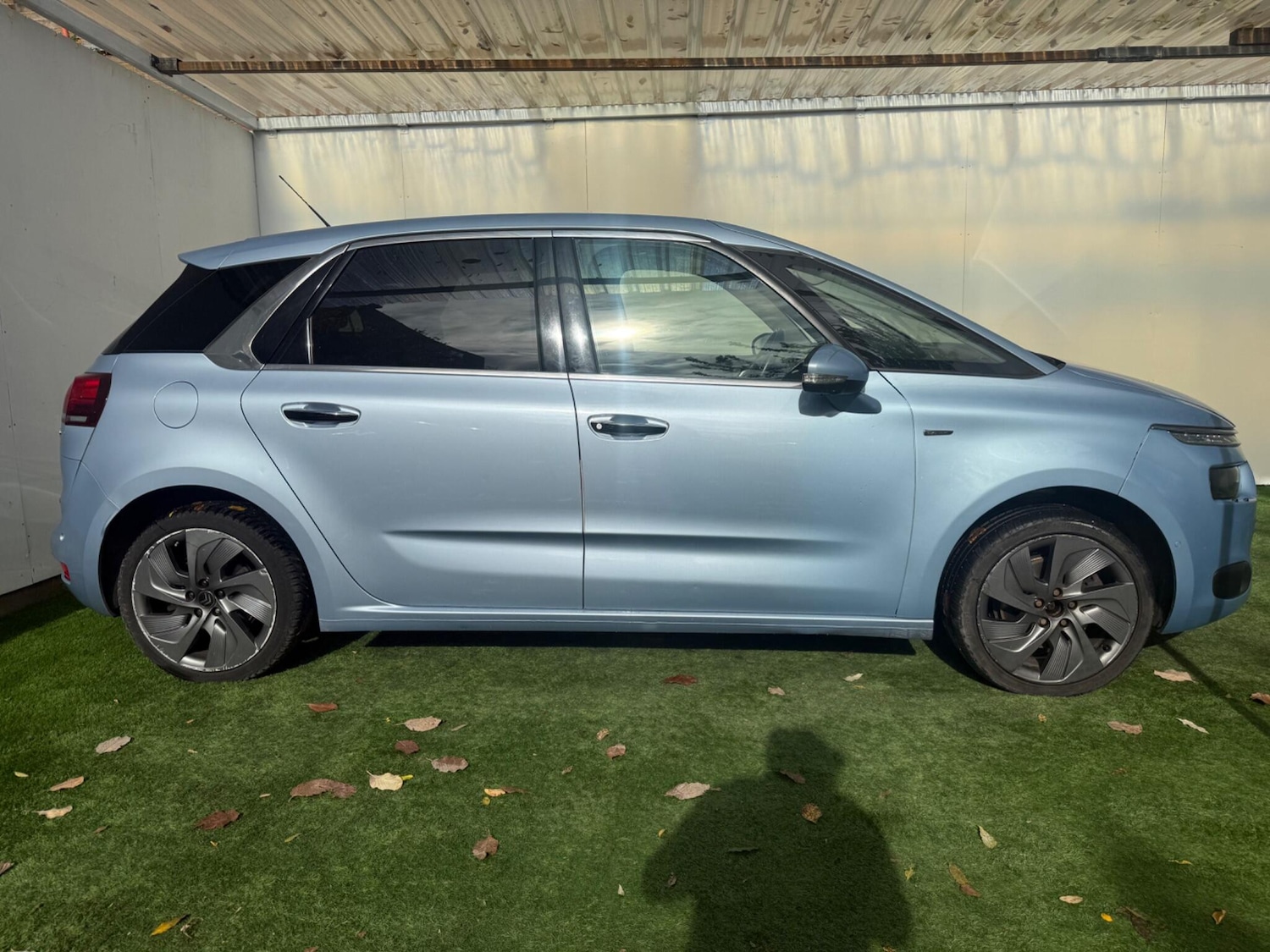 Used Citroen C4 Picasso 2014 for sale - 76337820: Photo 5