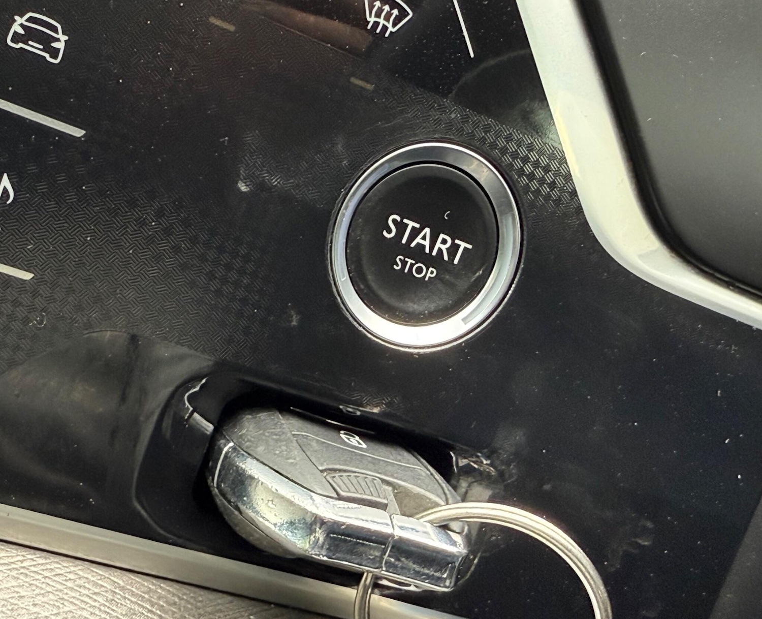 Used Citroen C4 Picasso 2014 for sale - 76337820: Photo 50