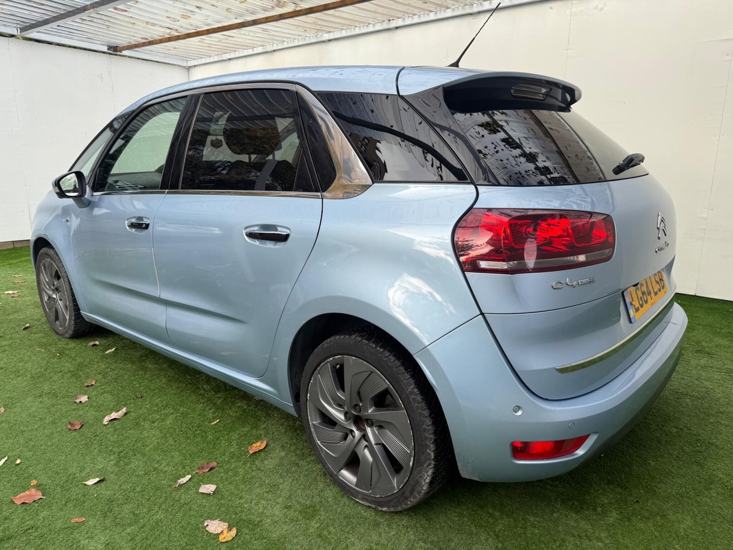 Used Citroen C4 Picasso 2014 for sale - 76337820: Photo 9