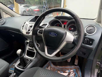 Used Ford Fiesta 2010 for sale - 76485854: Photo