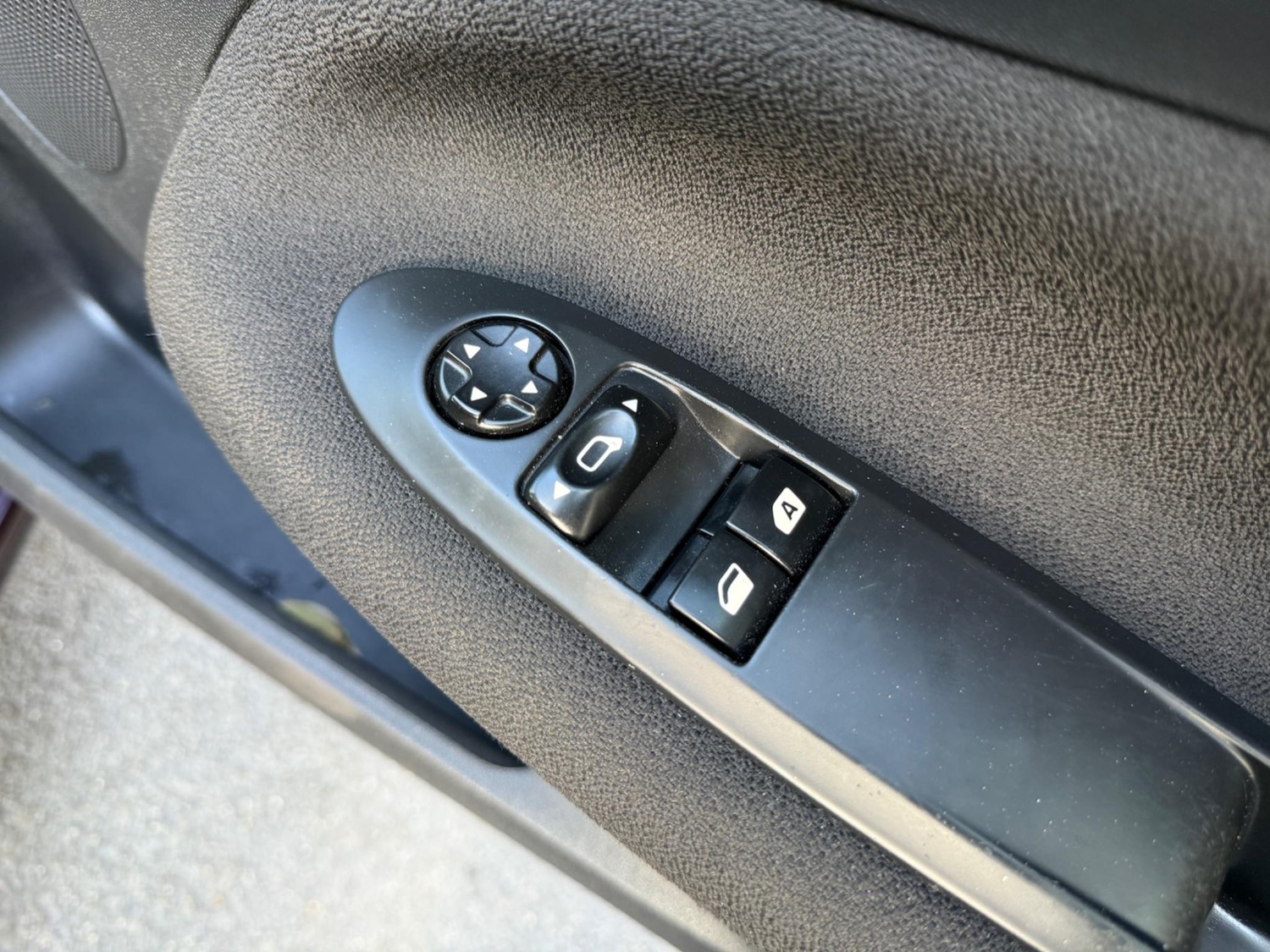 Vehicle 33