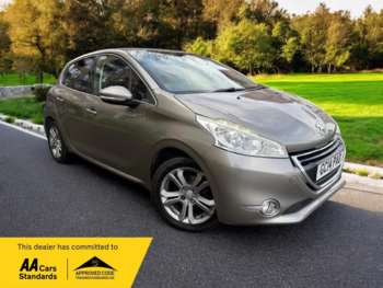 2014 (14) - 1.2 VTi Allure Euro 5 5dr