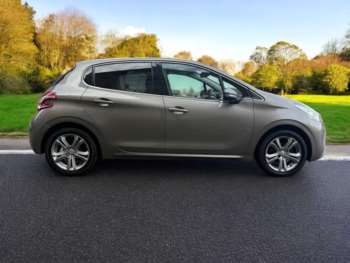 Used Peugeot 208 2014 for sale - 75041463: Photo