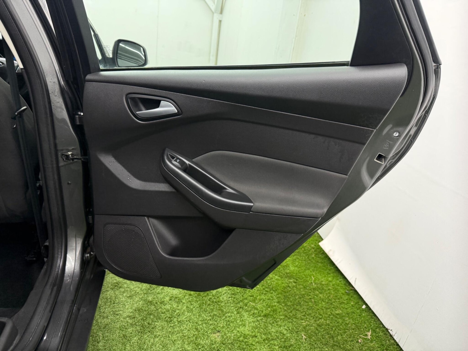 Used Ford Focus 2015 for sale - 77130677: Photo 21