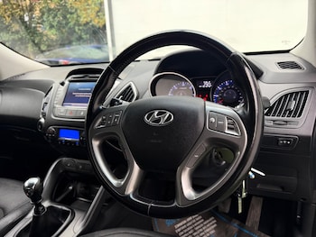 Used Hyundai Ix35 2014 for sale - 76270472: Photo 2