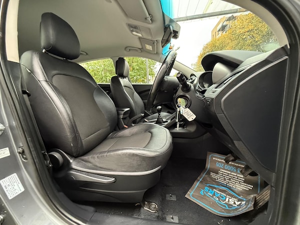 Used Hyundai Ix35 2014 for sale - 76270472: Photo 3