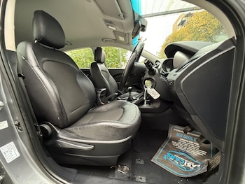 Used Hyundai Ix35 2014 for sale - 76270472: Photo 3