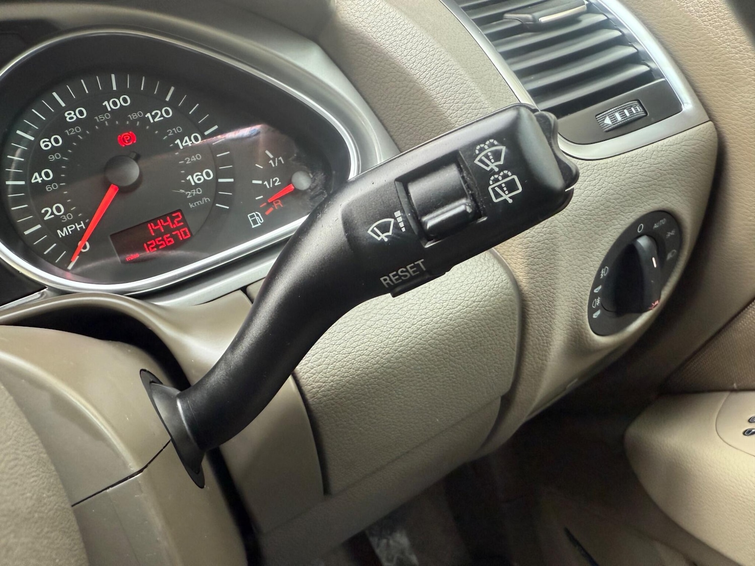 Used Audi Q7 2007 for sale - 76521759: Photo 40