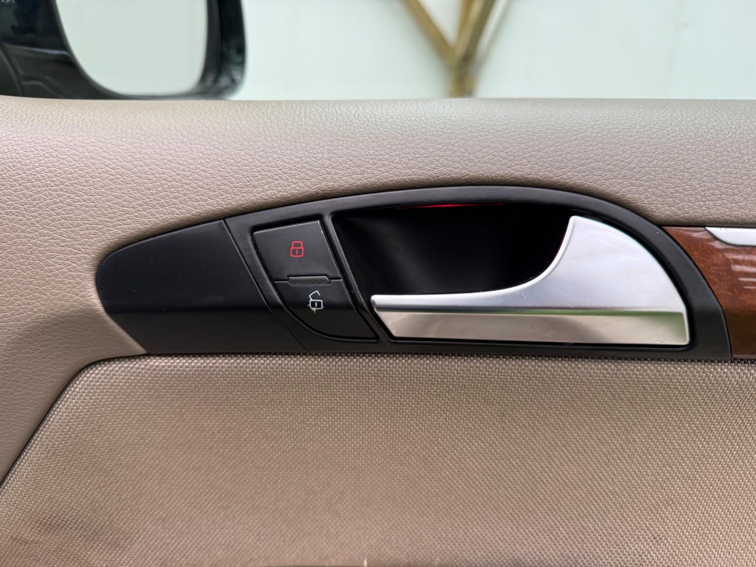 Used Audi Q7 2007 for sale - 76521759: Photo 44