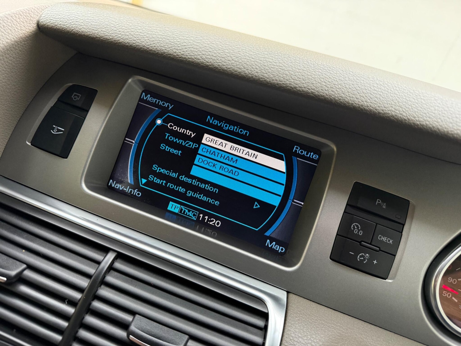 Used Audi Q7 2007 for sale - 76521759: Photo 47