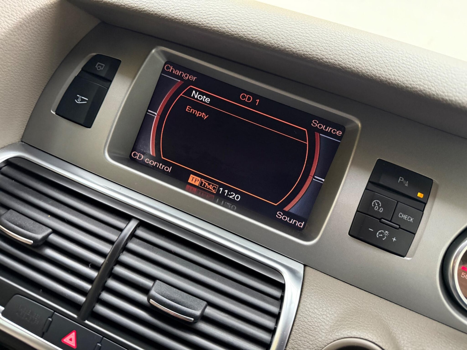 Used Audi Q7 2007 for sale - 76521759: Photo 52