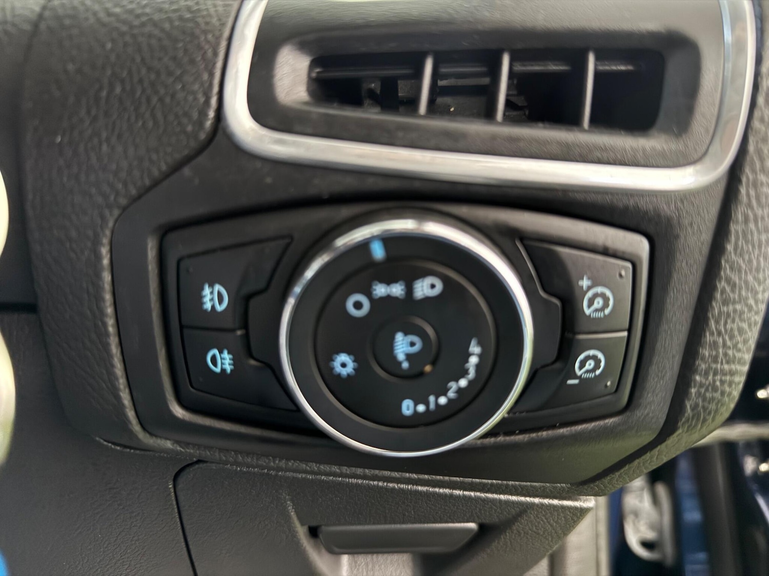 Used Ford Focus for sale - 77017042: Photo 42