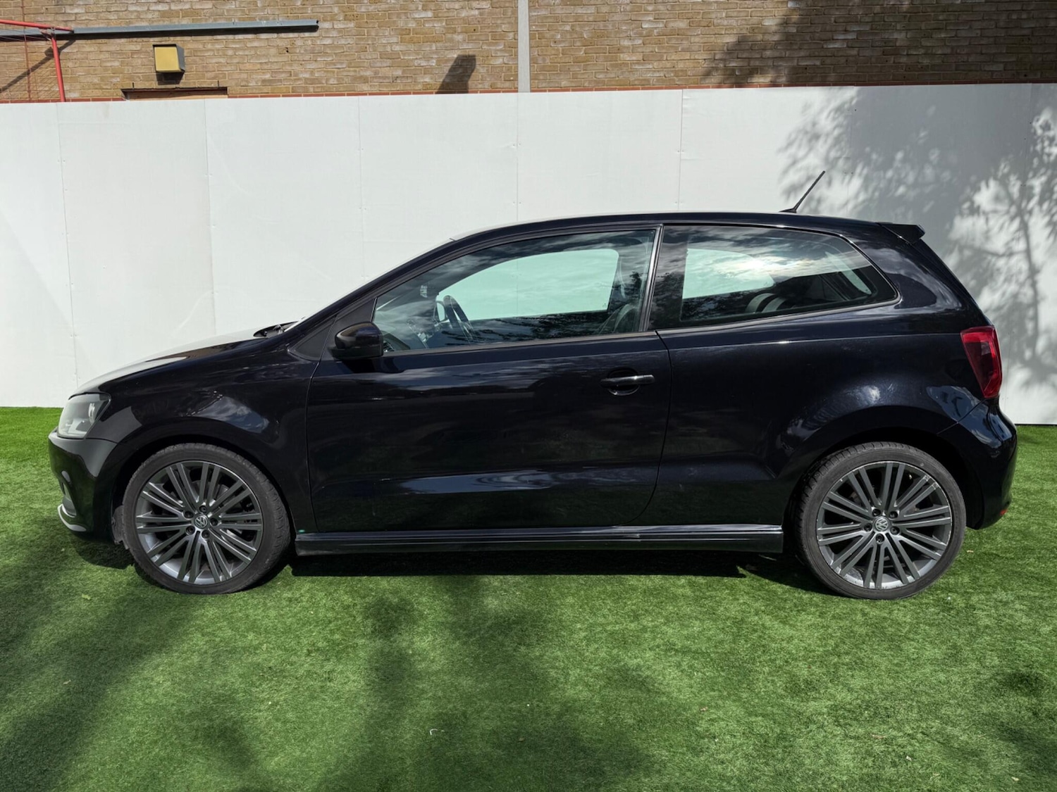 Used Volkswagen Polo 2017 for sale - 75808565: Photo 10