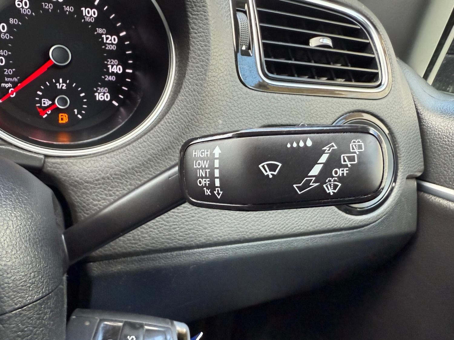 Used Volkswagen Polo 2017 for sale - 75808565: Photo 32