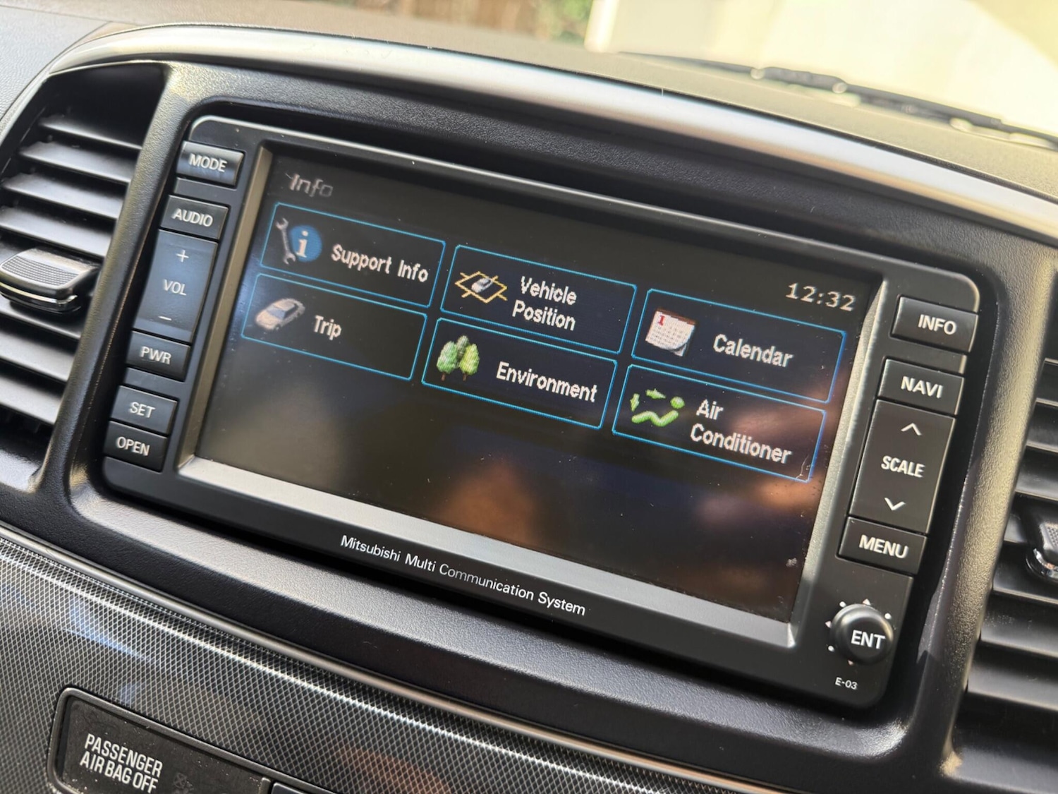 Used Mitsubishi Lancer 2009 for sale - 76440711: Photo 47