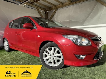 Used Hyundai i30 2011 for sale - 76606916: Photo